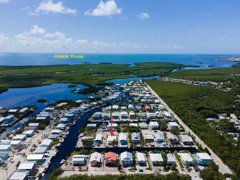 View/Area - 126 3rd Ln, Key Largo, FL 33037 photo 4 of 6