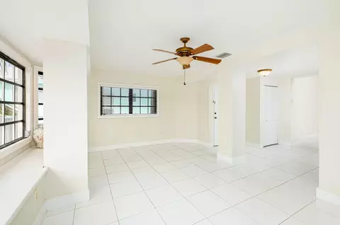 Living - 126 3rd Ln, Key Largo, FL 33037 photo 4 of 4