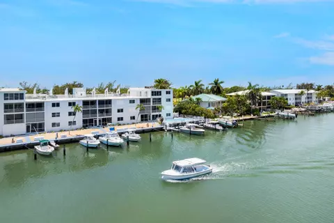 1115 Sombrero Blvd #102B, Marathon, FL 33050