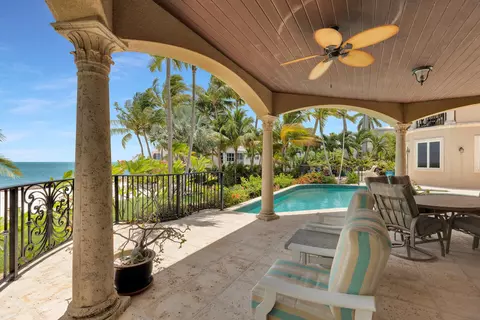 Exterior - 119 Coco Plum Dr, Marathon, FL 33050 photo 9 of 14