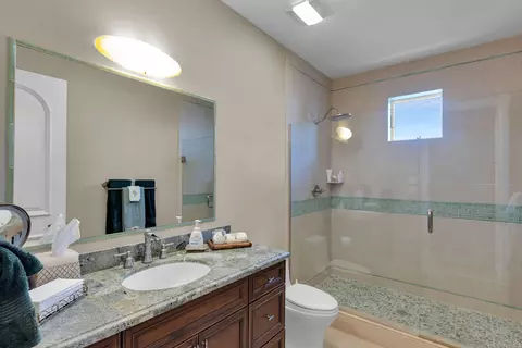 Bath - 119 Coco Plum Dr, Marathon, FL 33050 photo 6 of 6