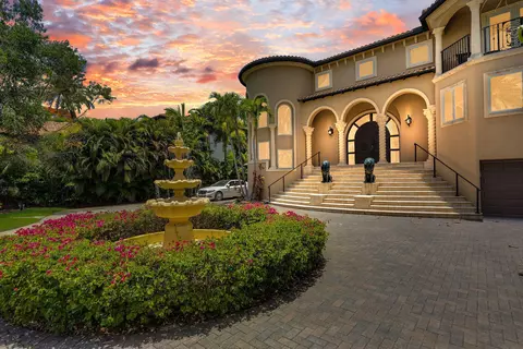 Exterior - 119 Coco Plum Dr, Marathon, FL 33050 photo 1 of 14