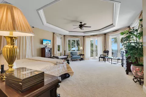 Bedroom - 119 Coco Plum Dr, Marathon, FL 33050 photo 5 of 6