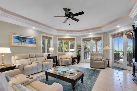 Living - 119 Coco Plum Dr, Marathon, FL 33050 photo 4 of 4