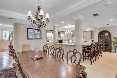 Dining - 119 Coco Plum Dr, Marathon, FL 33050 photo 1 of 2