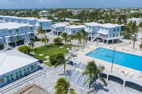 10877 Overseas Hwy #111, Marathon, FL 33050