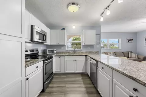 310 3rd St, Key Colony, FL 33051 photo 8