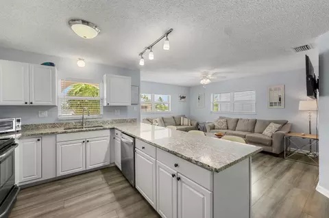 310 3rd St, Key Colony, FL 33051 photo 7