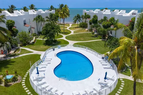 601 W Ocean Dr #312D, Key Colony Beach, FL 33051