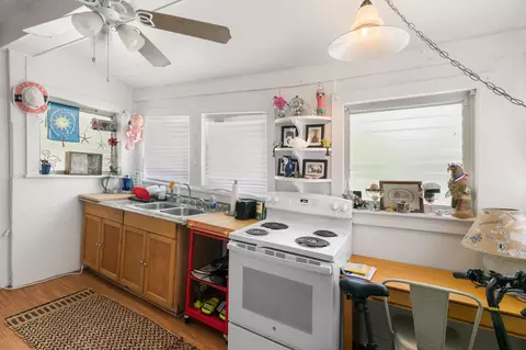 Kitchen - 901 Eisenhower Dr, Key West, FL 33040 photo 5 of 5