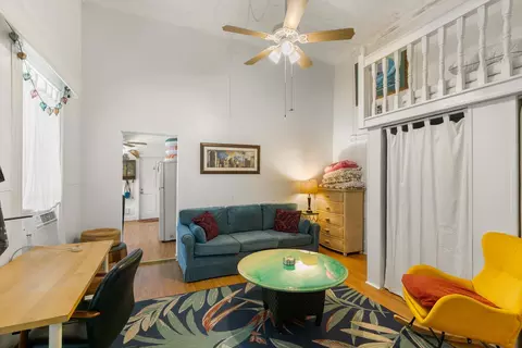 Living - 901 Eisenhower Dr, Key West, FL 33040 photo 4 of 5