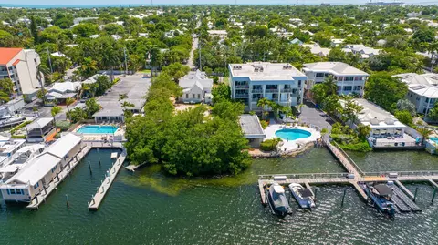 View/Area - 901 Eisenhower Dr, Key West, FL 33040 photo 6 of 6