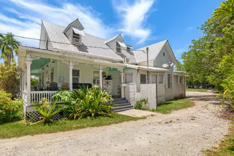 Exterior - 901 Eisenhower Dr, Key West, FL 33040 photo 4 of 18