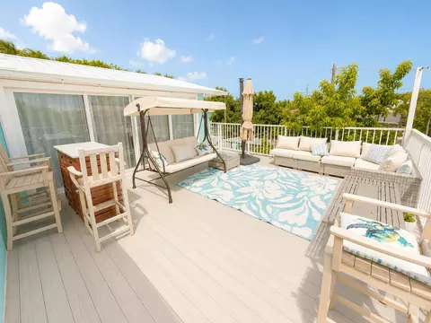 Exterior - 322 3rd Rd, Key Largo, FL 33037 photo 10 of 16