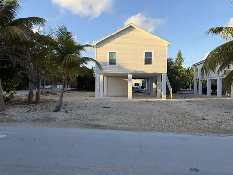 27452 Anguila Ln, Ramrod Key, FL 33042