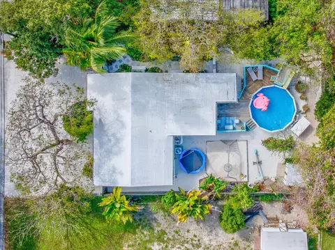View/Area - 573 Boyd Dr, Key Largo, FL 33037 photo 2 of 4