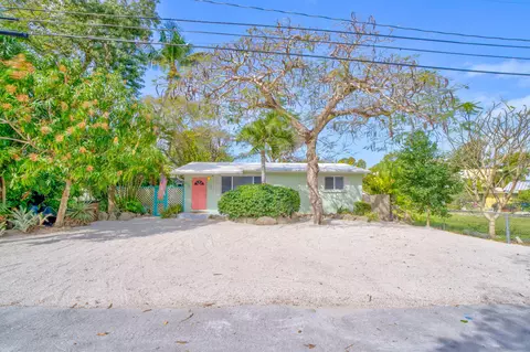 Exterior - 573 Boyd Dr, Key Largo, FL 33037 photo 3 of 13