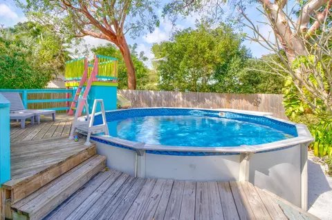 Exterior - 573 Boyd Dr, Key Largo, FL 33037 photo 9 of 13