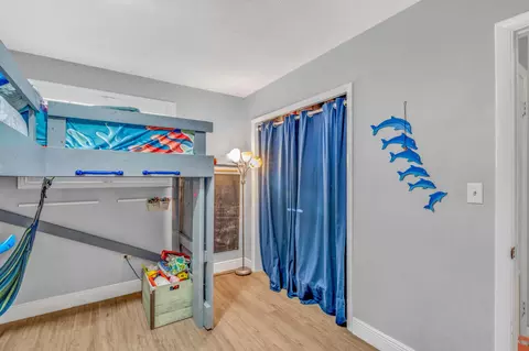 Bedroom - 573 Boyd Dr, Key Largo, FL 33037 photo 1 of 7