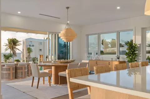 Dining - 1002 Snapper Ln, Key Largo, FL 33037 photo 4 of 4