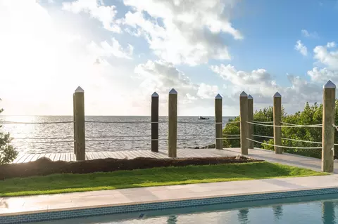 Exterior - 1002 Snapper Ln, Key Largo, FL 33037 photo 10 of 14