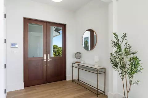 Entry Way - 1002 Snapper Ln, Key Largo, FL 33037 photo 5 of 5