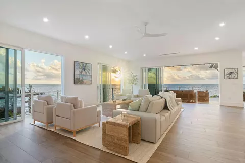 Living - 1002 Snapper Ln, Key Largo, FL 33037 photo 3 of 3