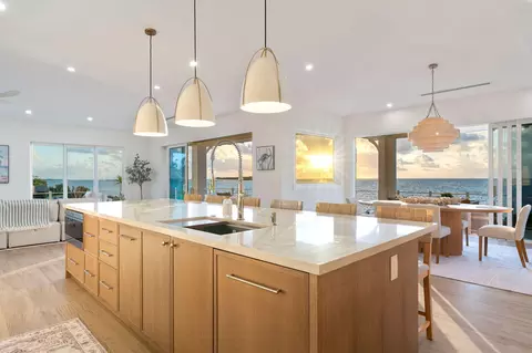 Kitchen - 1002 Snapper Ln, Key Largo, FL 33037 photo 1 of 9