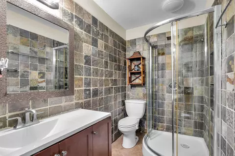 Bath - 3326 Eagle Ave, Key West, FL 33040 photo 1 of 3