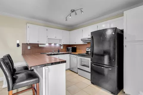 Kitchen - 3326 Eagle Ave, Key West, FL 33040 photo 2 of 5