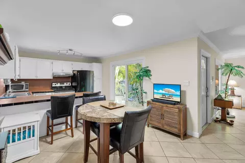 Dining - 3326 Eagle Ave, Key West, FL 33040 photo 2 of 2