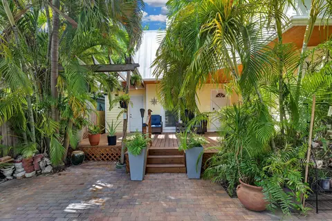 Exterior - 3326 Eagle Ave, Key West, FL 33040 photo 2 of 10