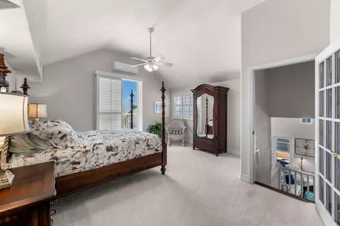 Bedroom - 996 97th Street Ocean, Marathon, FL 33050 photo 8 of 8