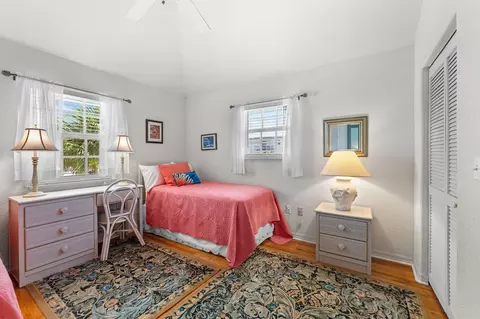 Bedroom - 996 97th Street Ocean, Marathon, FL 33050 photo 5 of 8