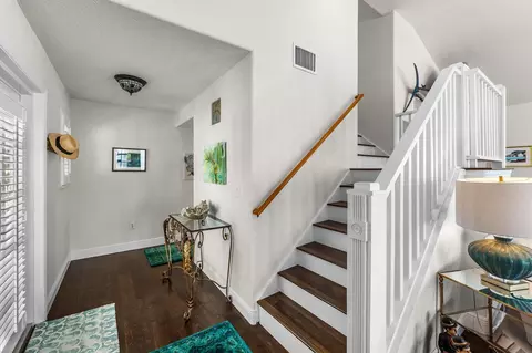 Entry Way - 996 97th Street Ocean, Marathon, FL 33050 photo 1 of 1