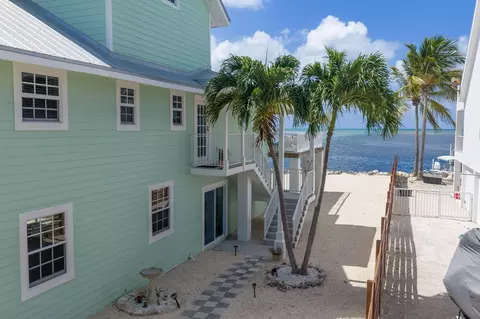 Exterior - 996 97th Street Ocean, Marathon, FL 33050 photo 11 of 15