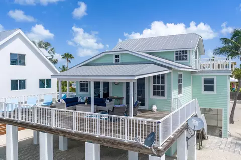 Exterior - 996 97th Street Ocean, Marathon, FL 33050 photo 9 of 15