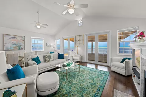 Living - 996 97th Street Ocean, Marathon, FL 33050 photo 1 of 6