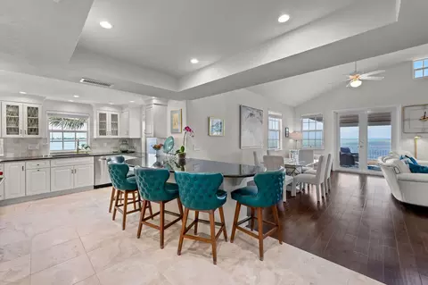 Dining - 996 97th Street Ocean, Marathon, FL 33050 photo 2 of 4