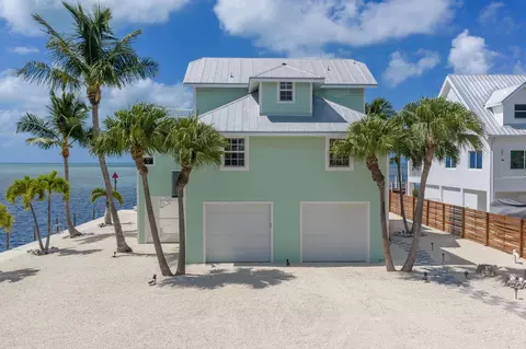 Exterior - 996 97th Street Ocean, Marathon, FL 33050 photo 6 of 15