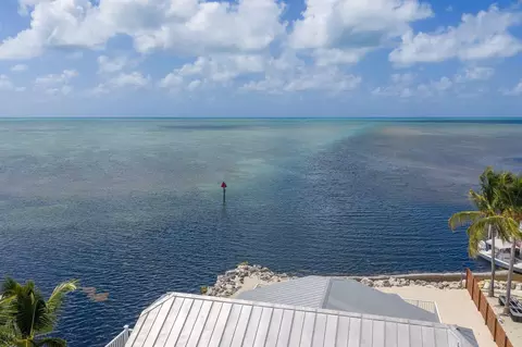 View/Area - 996 97th Street Ocean, Marathon, FL 33050 photo 9 of 11