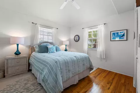 Bedroom - 996 97th Street Ocean, Marathon, FL 33050 photo 1 of 8