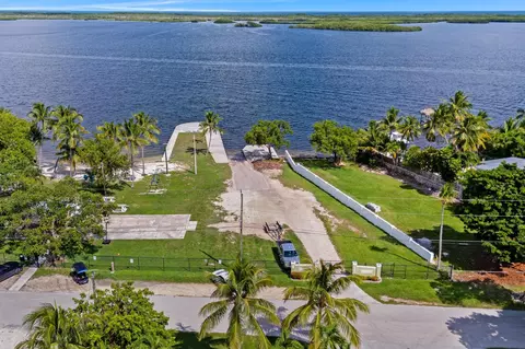 View/Area - 53 Bonefish Ave, Key Largo, FL 33037 photo 6 of 6