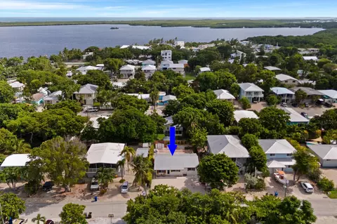 View/Area - 53 Bonefish Ave, Key Largo, FL 33037 photo 2 of 6