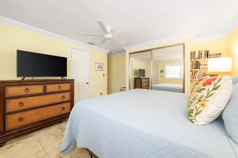 Bedroom - 490 10th St #KEY colony, Key Colony Beach, FL 33051 photo 4 of 6
