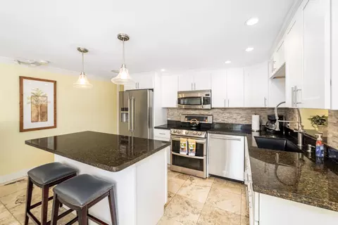 Kitchen - 490 10th St #KEY colony, Key Colony Beach, FL 33051 photo 2 of 2