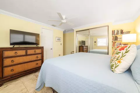 Bedroom - 490 10th St #KEY colony, Key Colony Beach, FL 33051 photo 3 of 6