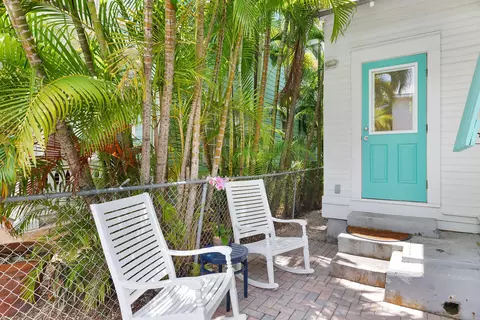 Exterior - 1017 Thomas St, Key West, FL 33040 photo 2 of 2