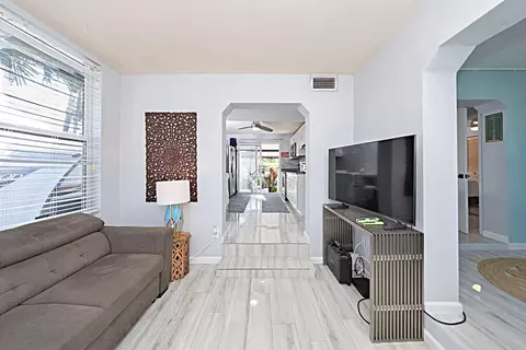 Living - 30 Orange Dr, Key Largo, FL 33037 photo 3 of 3