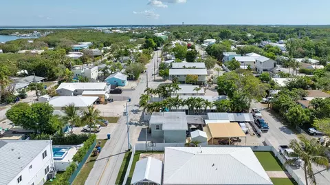 View/Area - 30 Orange Dr, Key Largo, FL 33037 photo 2 of 2